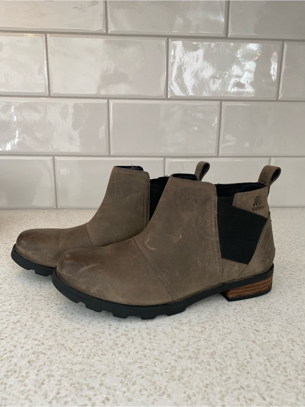 Sorel women Taupe Brown Boots